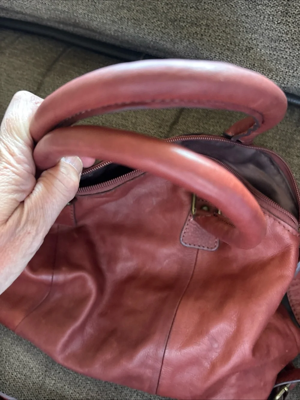 Born Leather Crossbody Beautiful Soft Leather